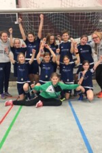 Blitzturnier 2020 - Die E-Mädchen jubeln über Platz 2