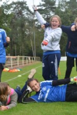 Ferienfußballschule 2019 - Teamfoto im Rahmen des Chaosspiels